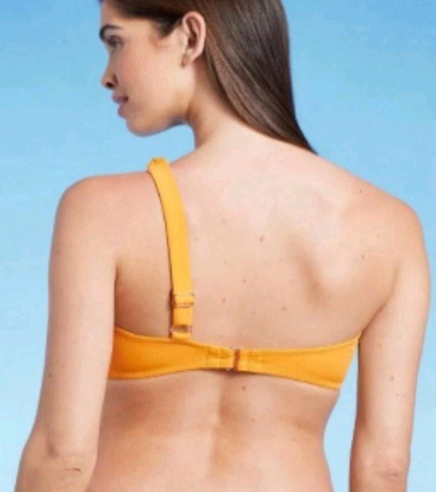 Twisted one Shoulder Keyhole Bikini top